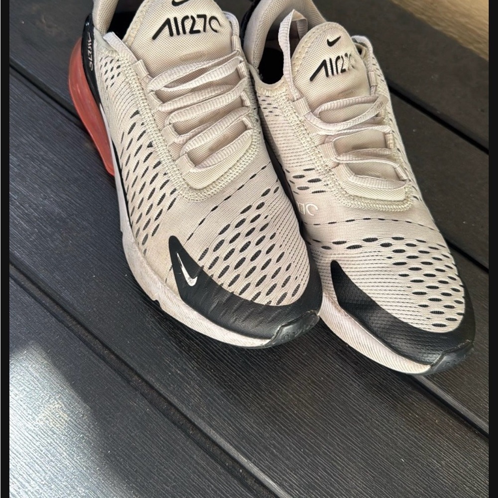Nike Air Max 270 Beige and Black Sneakers